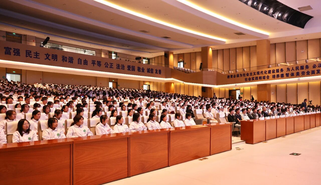 1762243899363094764.jpg 3f78f3e76927018cb05771cd4d4bca34.jpg