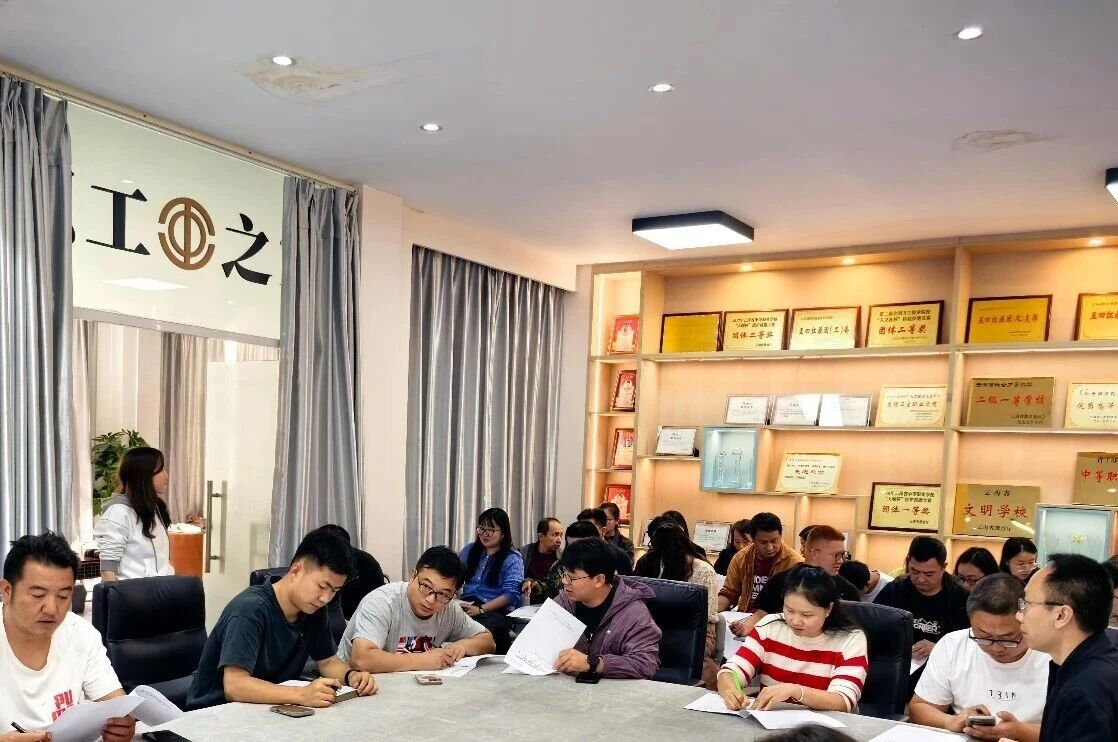 1762247414697051666.jpg 90036d6b265048057f09b4dcb446dc9a.jpg