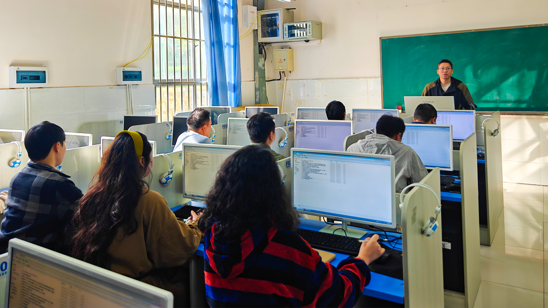 1762741073307083977.png a7212cee3730e05f5d4429783bf08dd1.png